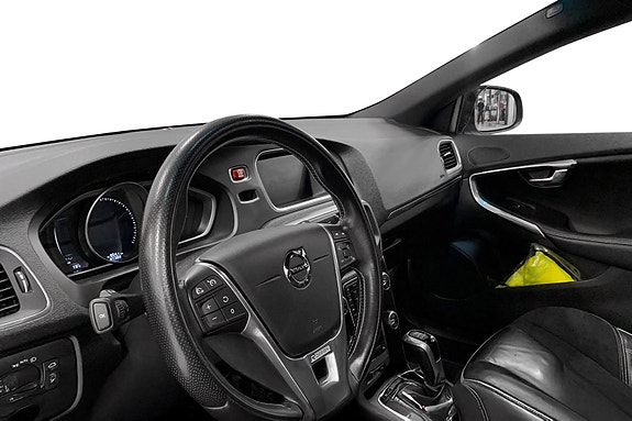 Volvo V40 6 of 13
