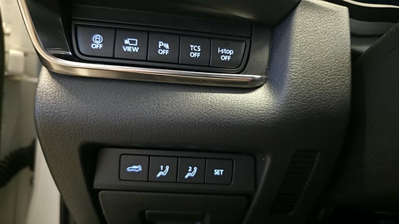 Mazda CX-30 12 of 29