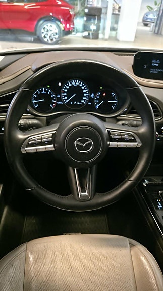 Mazda CX-30 11 of 29
