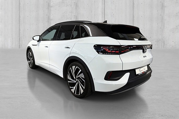 Volkswagen ID.4 GTX 5 of 22