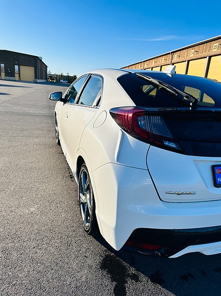 Honda Civic 4 of 5