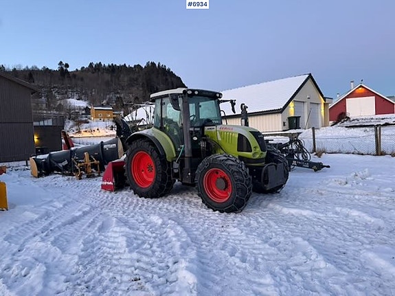 CLAAS 2010 Arion 540 m/ frontlaster og brøyteplate 3 of 5