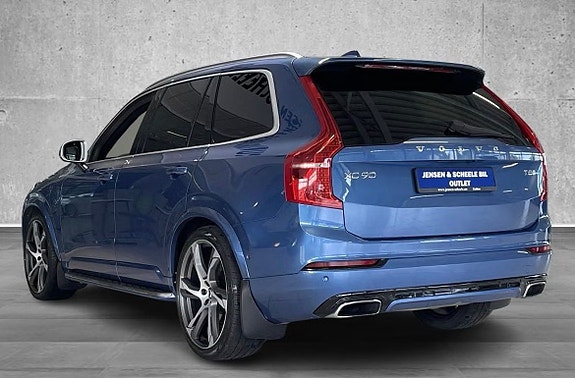 Volvo XC90 20 of 23