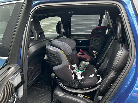 Volvo XC90 9 of 23