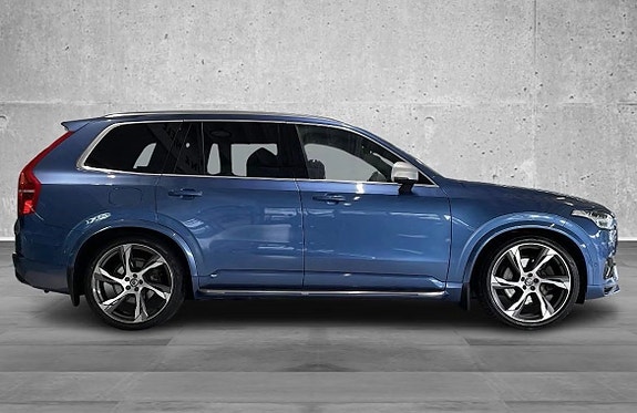 Volvo XC90 22 of 23