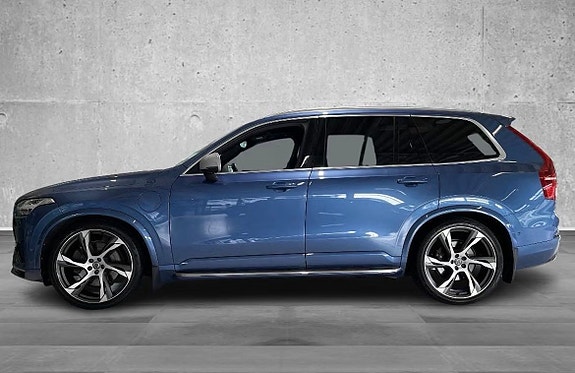Volvo XC90 18 of 23