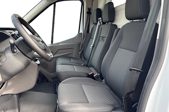 Ford Transit 10 of 22