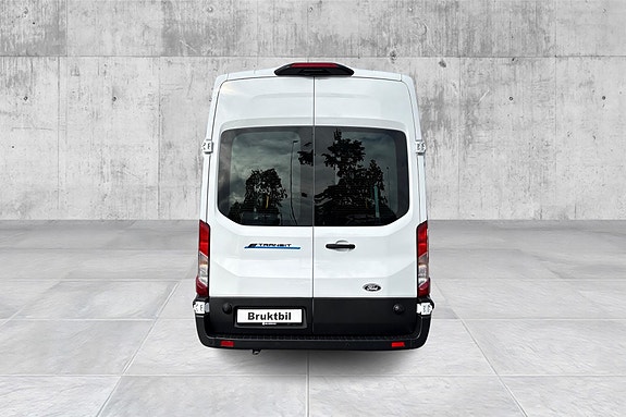 Ford Transit 4 of 5