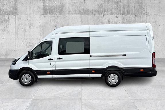Ford Transit 2 of 5