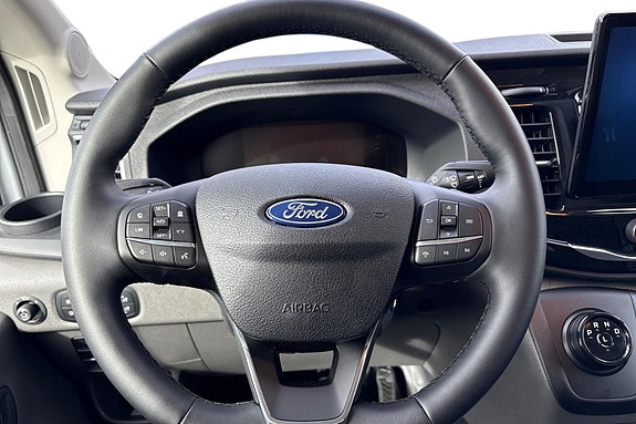 Ford Transit 15 of 22