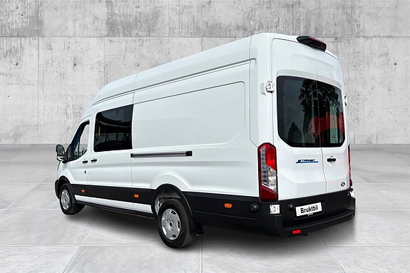 Ford Transit 3 of 5