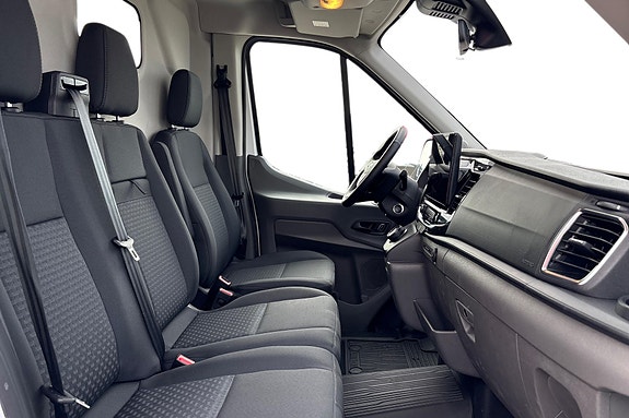 Ford Transit 19 of 22