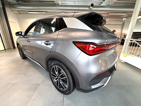 BYD Atto 3 4 of 5
