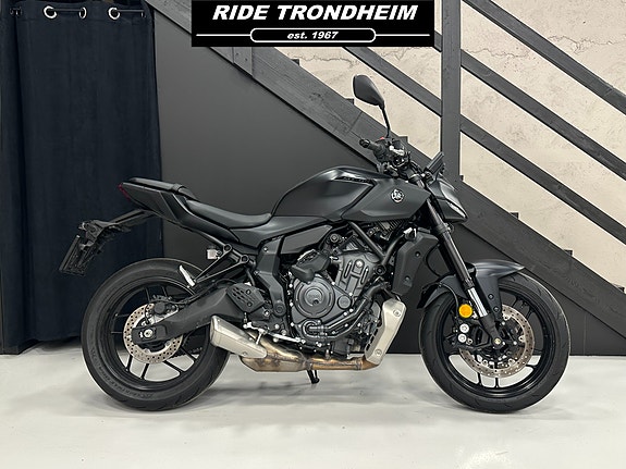 Yamaha MT 07 Y-AMT 2 of 5