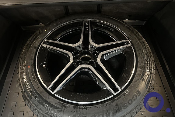 Mercedes-Benz GLC300 e 10 of 22