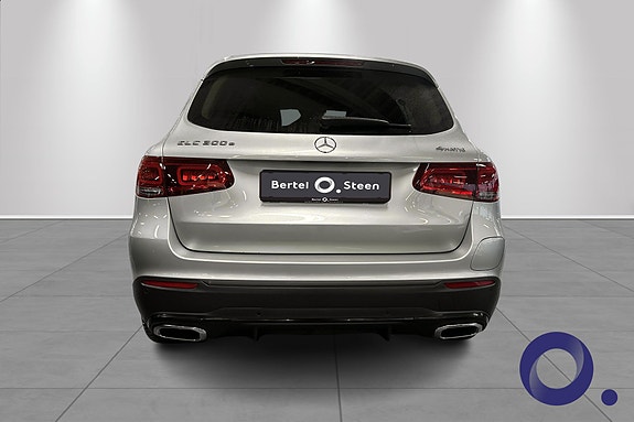 Mercedes-Benz GLC300 e 4 of 22