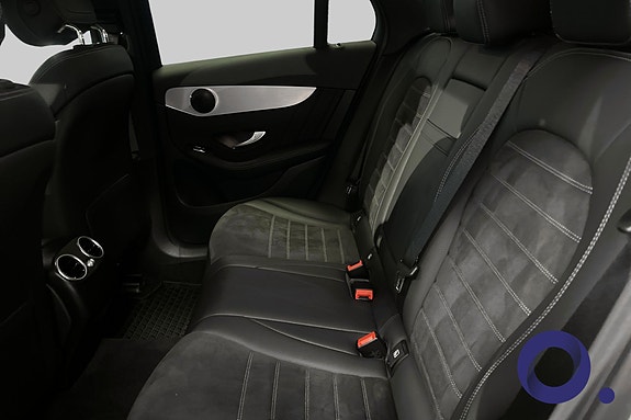Mercedes-Benz GLC300 e 11 of 22