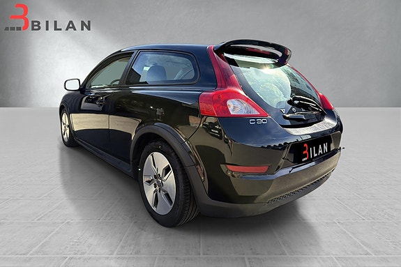 Volvo C30 7 of 30