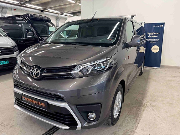 Toyota Proace 2 of 5