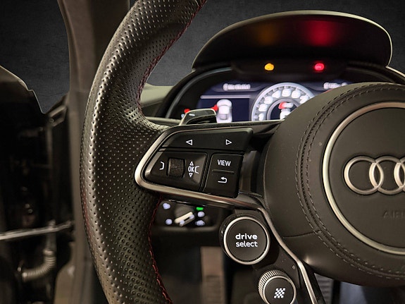 Audi R8 22 of 30