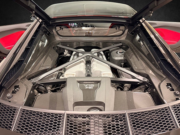 Audi R8 17 of 30