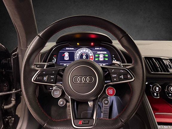 Audi R8 21 of 30