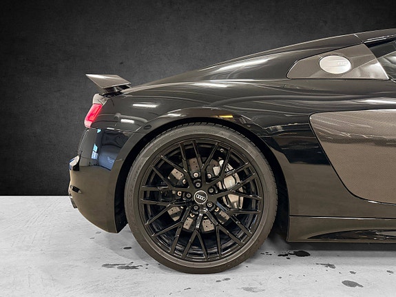 Audi R8 14 of 30