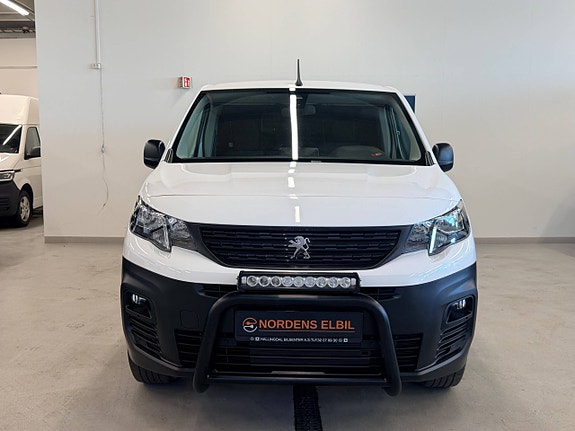 Peugeot Partner 2 of 5