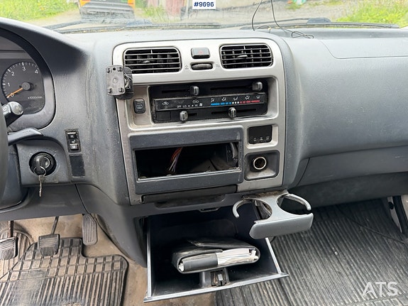 Toyota HiAce 15 of 30