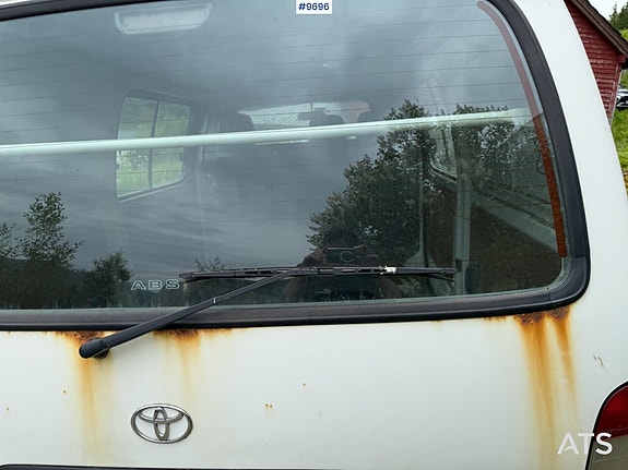 Toyota HiAce 20 of 30