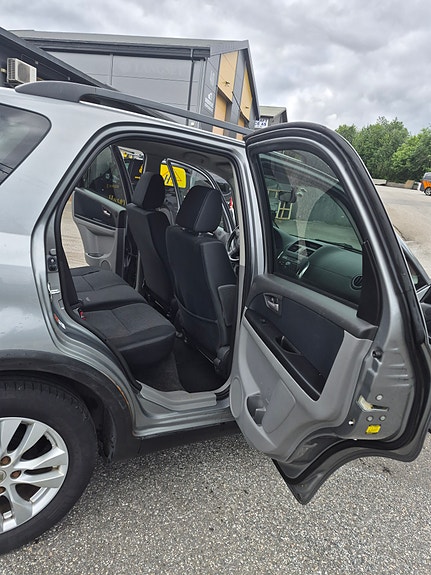 Suzuki SX4 12 of 30