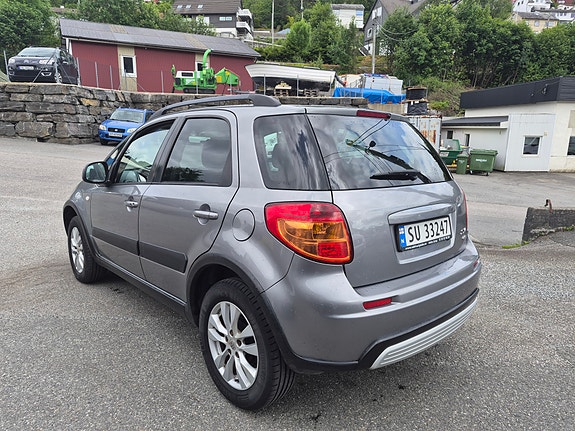 Suzuki SX4 5 of 30