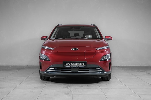 Hyundai Kona 2 of 5