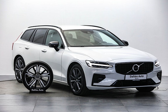 Volvo V60 3 of 5
