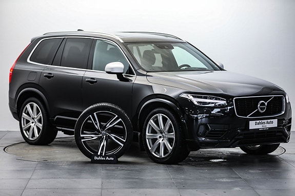 Volvo XC90 3 of 5