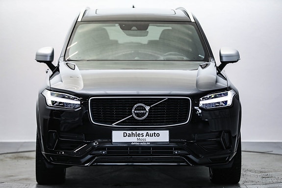 Volvo XC90 4 of 5