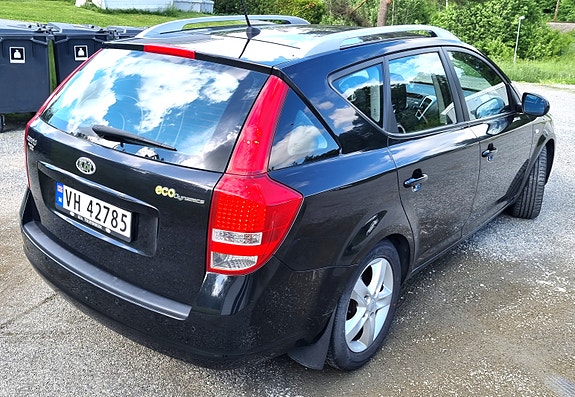 Kia Ceed 5 of 17