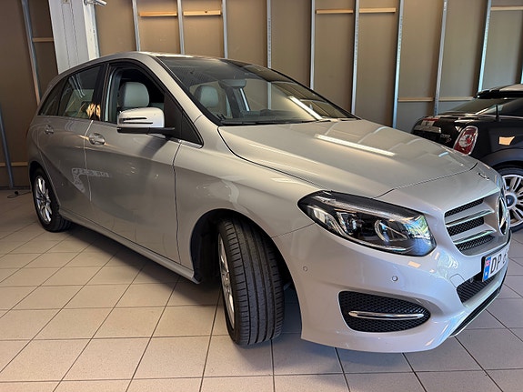 Mercedes-Benz B180 d 7 of 27