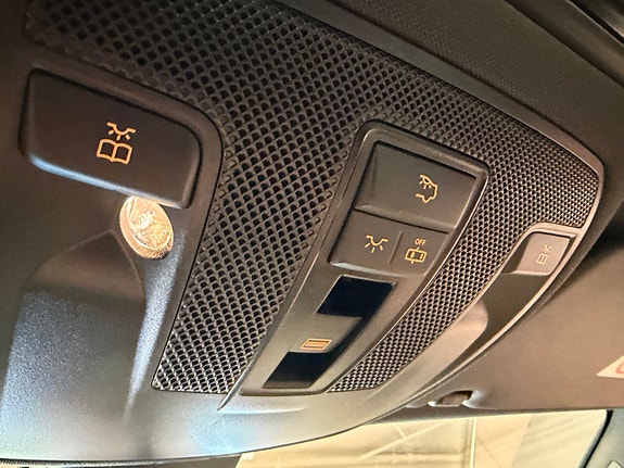 Mercedes-Benz B180 d 24 of 27