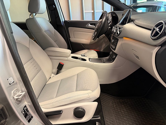 Mercedes-Benz B180 d 10 of 27