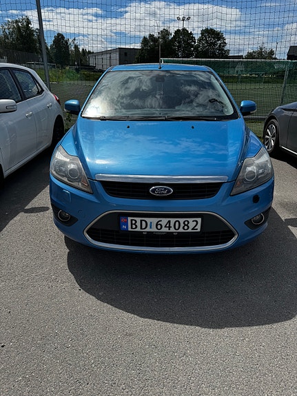 Ford Focus 2 of 5