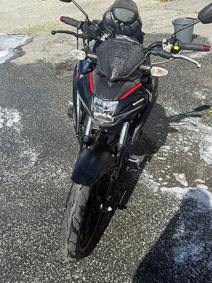 Suzuki GSX-S 125 9 of 12