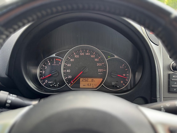 Toyota Verso-S 16 of 24