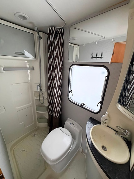 Ford Transit 28 of 30