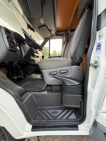 Ford Transit 13 of 30