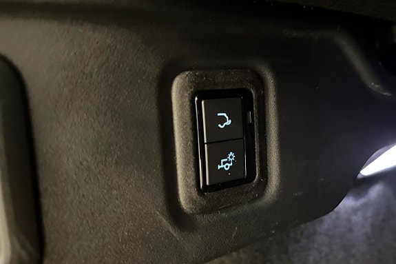 Jaguar F-PACE 29 of 30