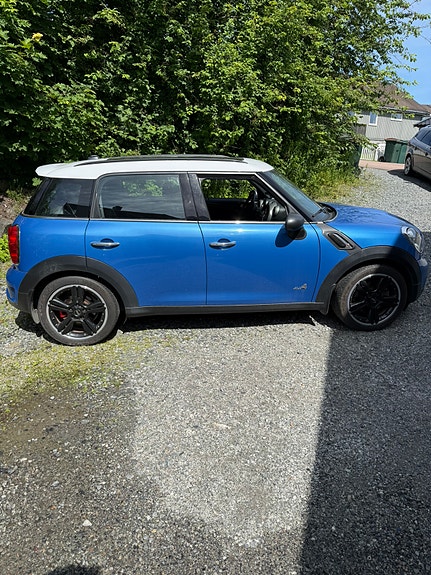 MINI Countryman Cooper S 3 of 5