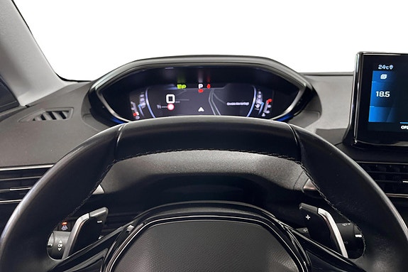 Peugeot 5008 8 of 13