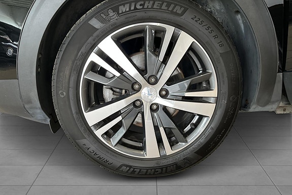Peugeot 5008 10 of 13