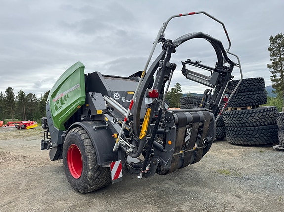 Fendt 130F 2023, kr 699 000,-